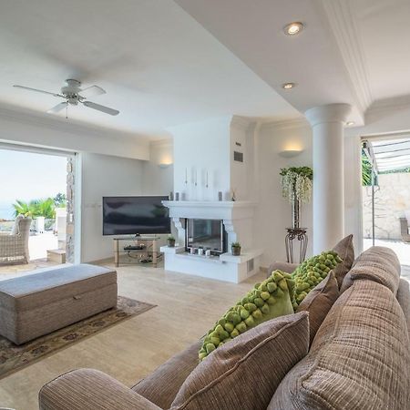 Villa Palm Le Trayas Bagian luar foto
