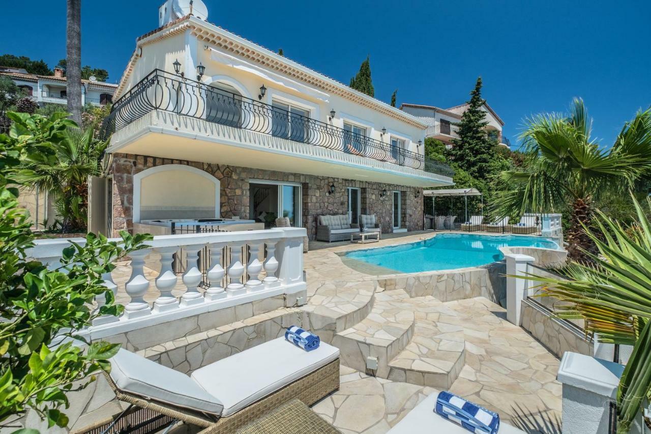 Villa Palm Le Trayas Bagian luar foto